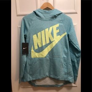 YL nike sweatshirt.